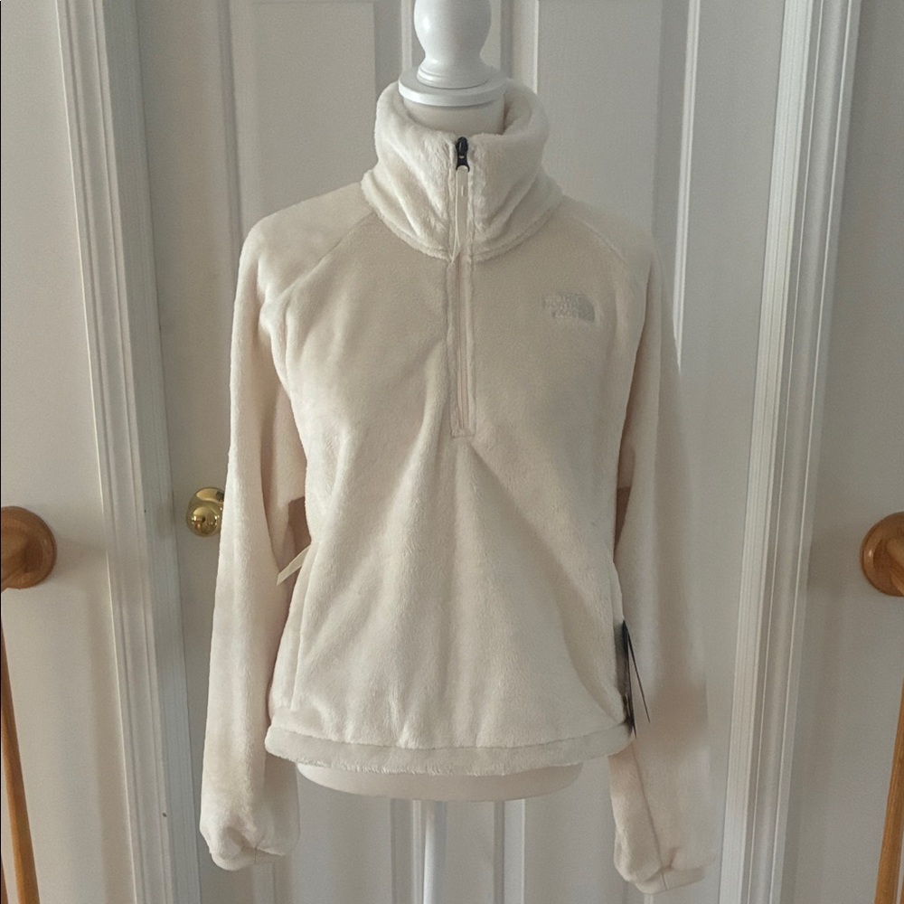 13:08 The North Face Osito Lux 1/4-Zip Jacket